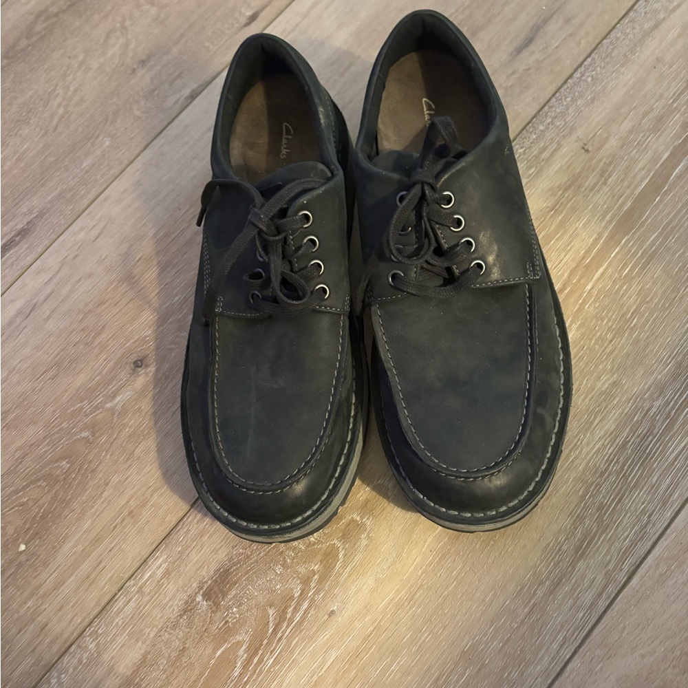 Clarks Men's Black Lace-Up Casual Low Oxford. Size 11 W.